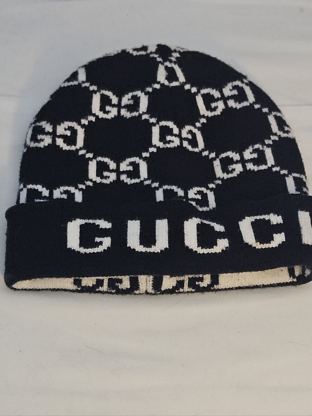 Gucci GG Wool Blend Black & White Jacquard Hat/Beanie Comfortable Warm